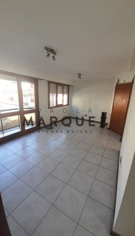 ALQUILER 24 MESES ZONA LA PERLA / INCREMENTO CUATRIMESTRAL POR INDICE I.C.L + EXPENSAS INCLUIDAS