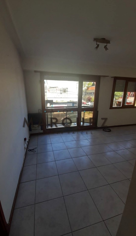 ALQUILER 24 MESES ZONA LA PERLA / INCREMENTO CUATRIMESTRAL POR INDICE I.C.L + EXPENSAS INCLUIDAS
