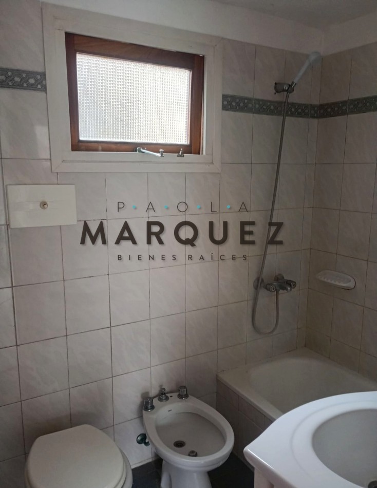 ALQUILER 24 MESES ZONA LA PERLA / INCREMENTO CUATRIMESTRAL POR INDICE I.C.L + EXPENSAS INCLUIDAS