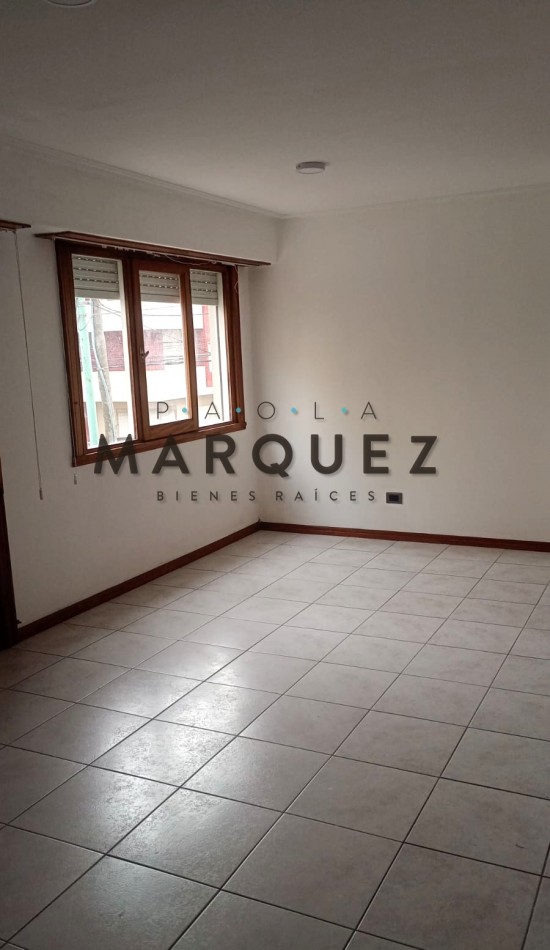 ALQUILER 24 MESES ZONA LA PERLA / INCREMENTO CUATRIMESTRAL POR INDICE I.C.L + EXPENSAS INCLUIDAS