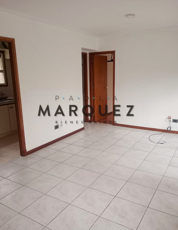 ALQUILER 24 MESES ZONA LA PERLA / INCREMENTO CUATRIMESTRAL POR INDICE I.C.L + EXPENSAS INCLUIDAS