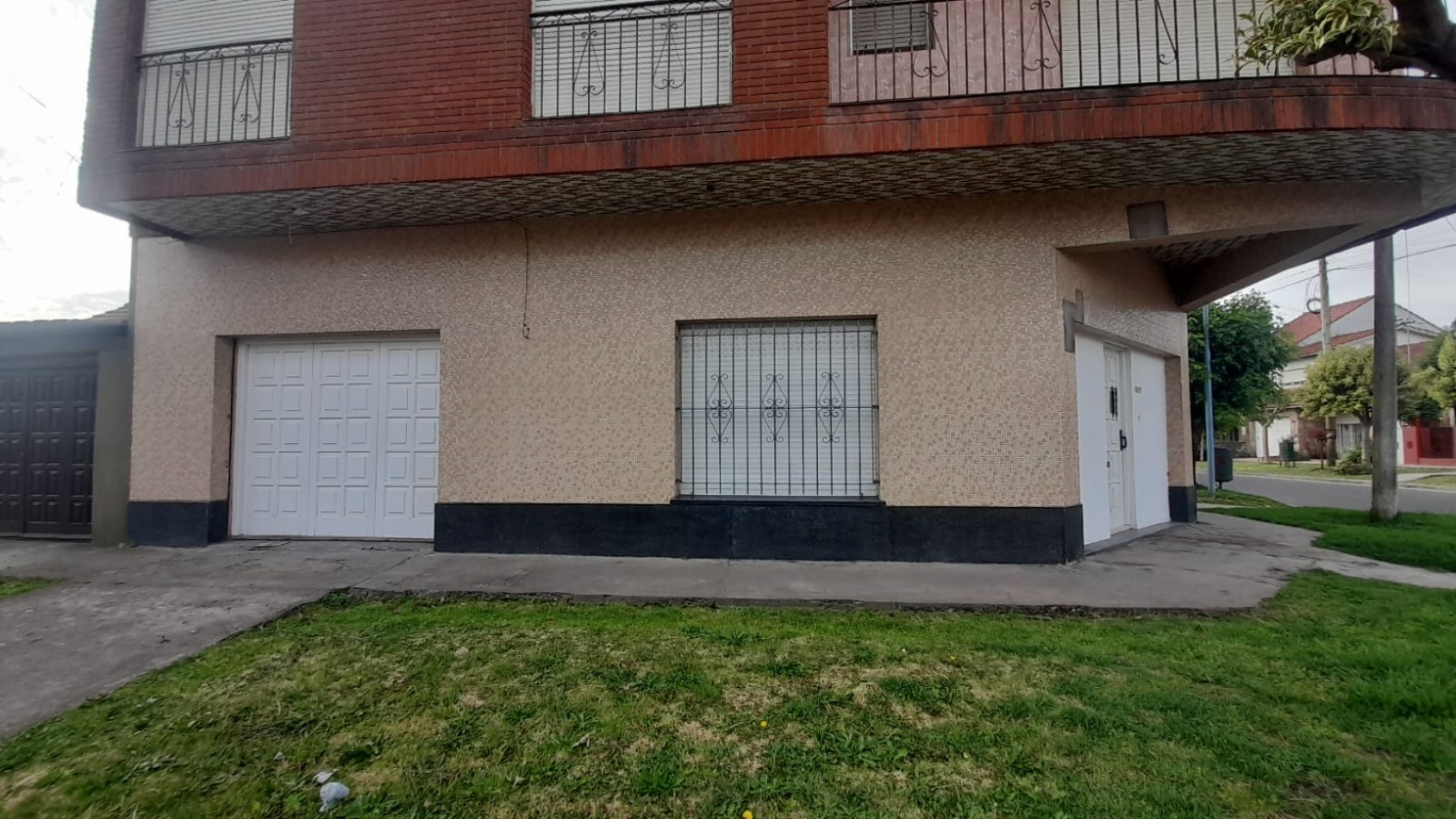 A PARTIR DE MARZO  | ALQUILER  CASA 2 AMBIENTES AMPLIOS CON DEPENDENCIA + GARAGE