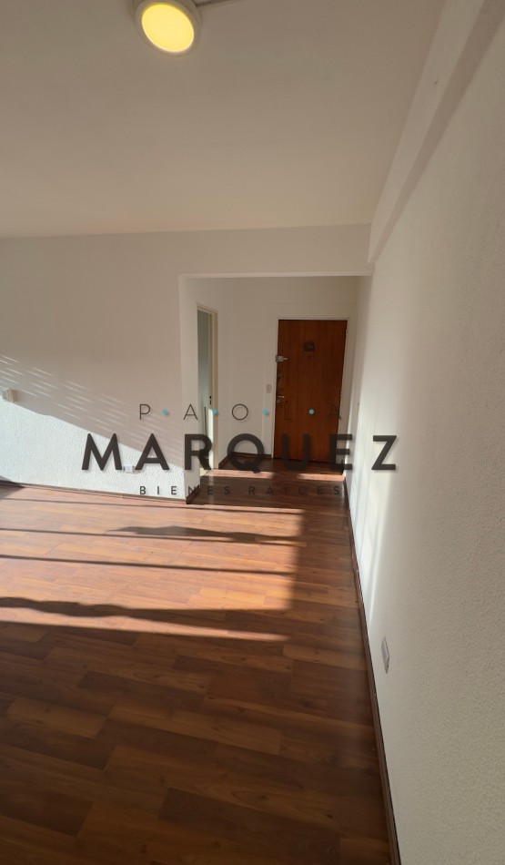 3 AMBIENTES AMPLIOS + BALCON /    A P T O     C R E D I T O