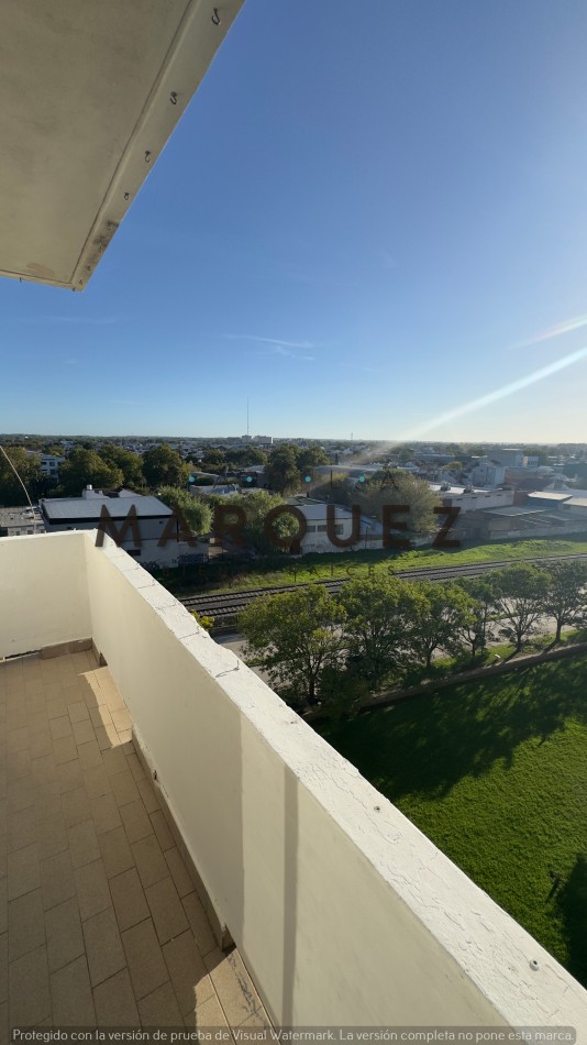 3 AMBIENTES AMPLIOS + BALCON /    A P T O     C R E D I T O