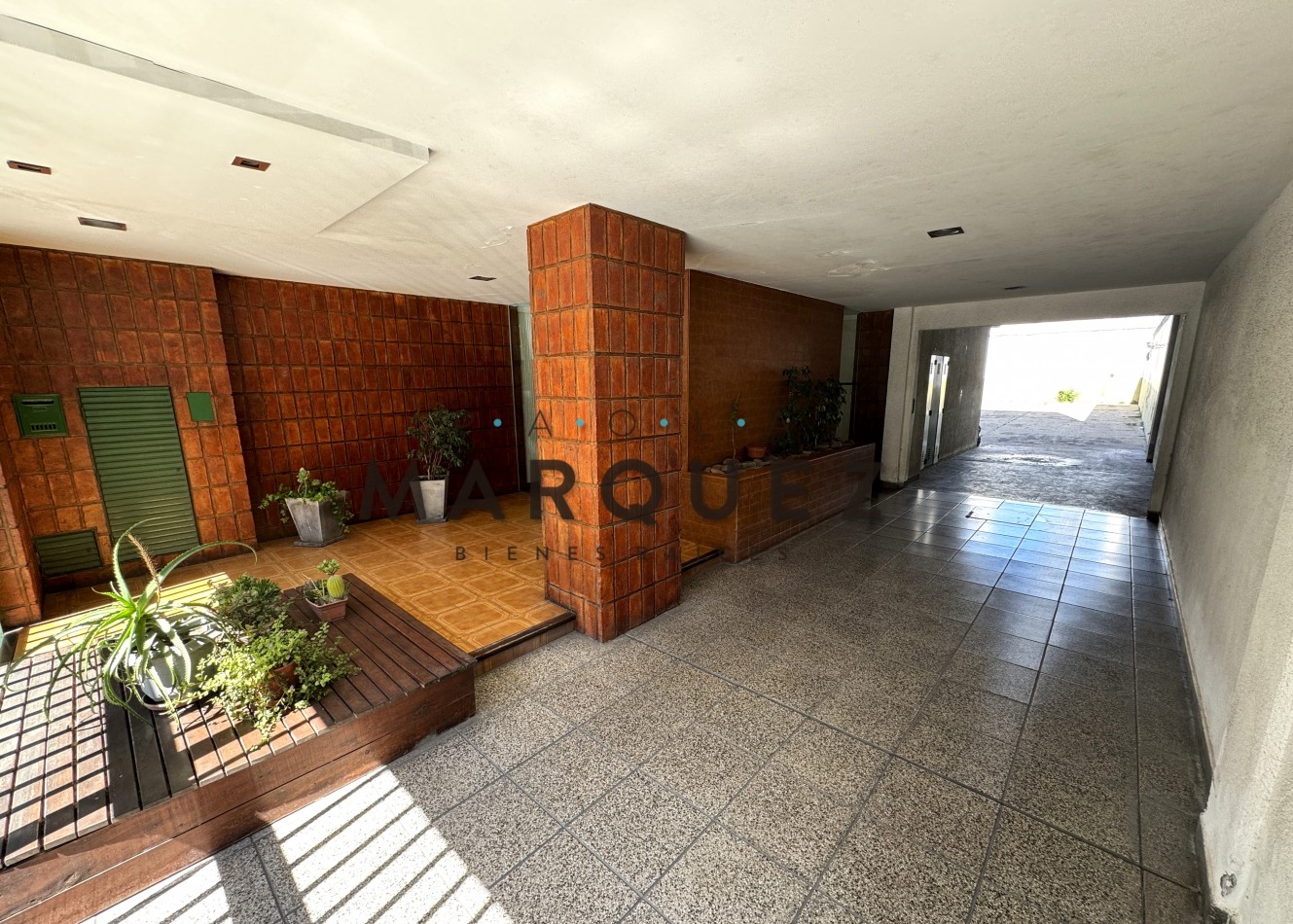 3 Ambientes + 2 Balcones + 1 Cochera 