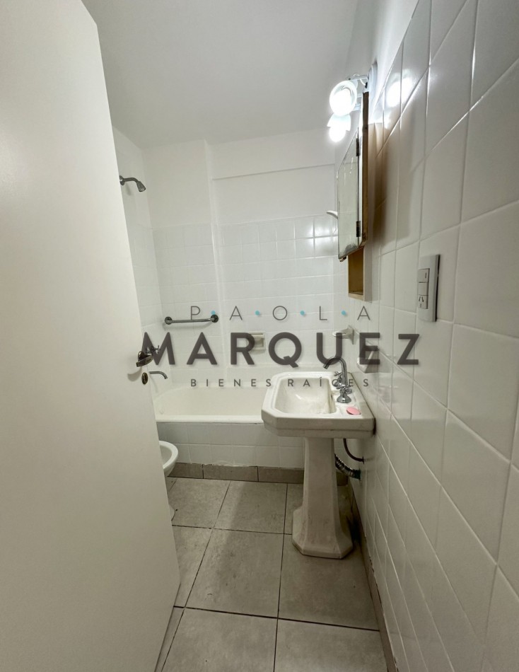 2 ambientes con balcon saliente vista abierta