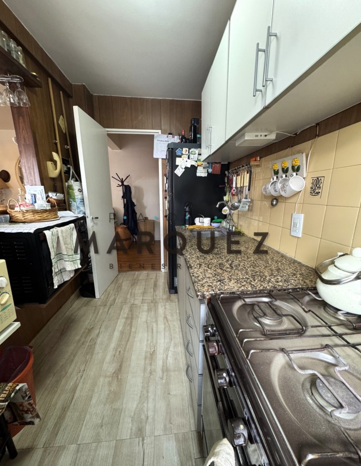 DEPARTAMENTO 4 AMBIENTES + COCHERA FIJA CUBIERTA 