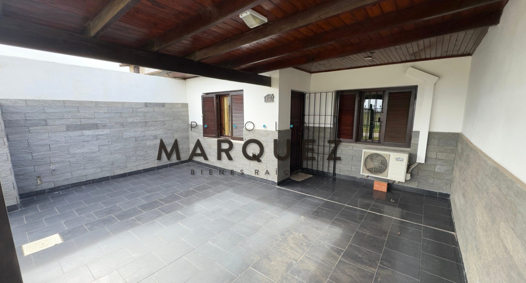 CASA 3 AMBIENTES IMPECABLE